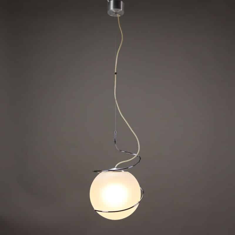 Illuminazione vintage space-age Anni ’70-’80 in vetro satinato e cromo